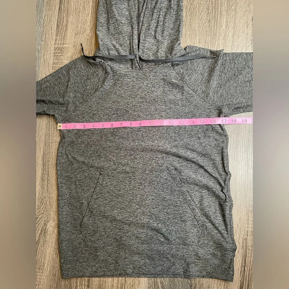 Outdoor Voices Women's Cloudknit Hoodie Size Small In Charcoal Gray - Picture 7 of 9